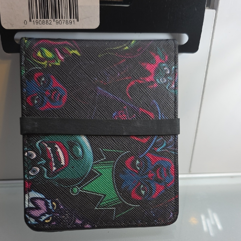 Buckle-Down Bifold Wallet – Made in USA Graphic Print - Picture 4 of 4